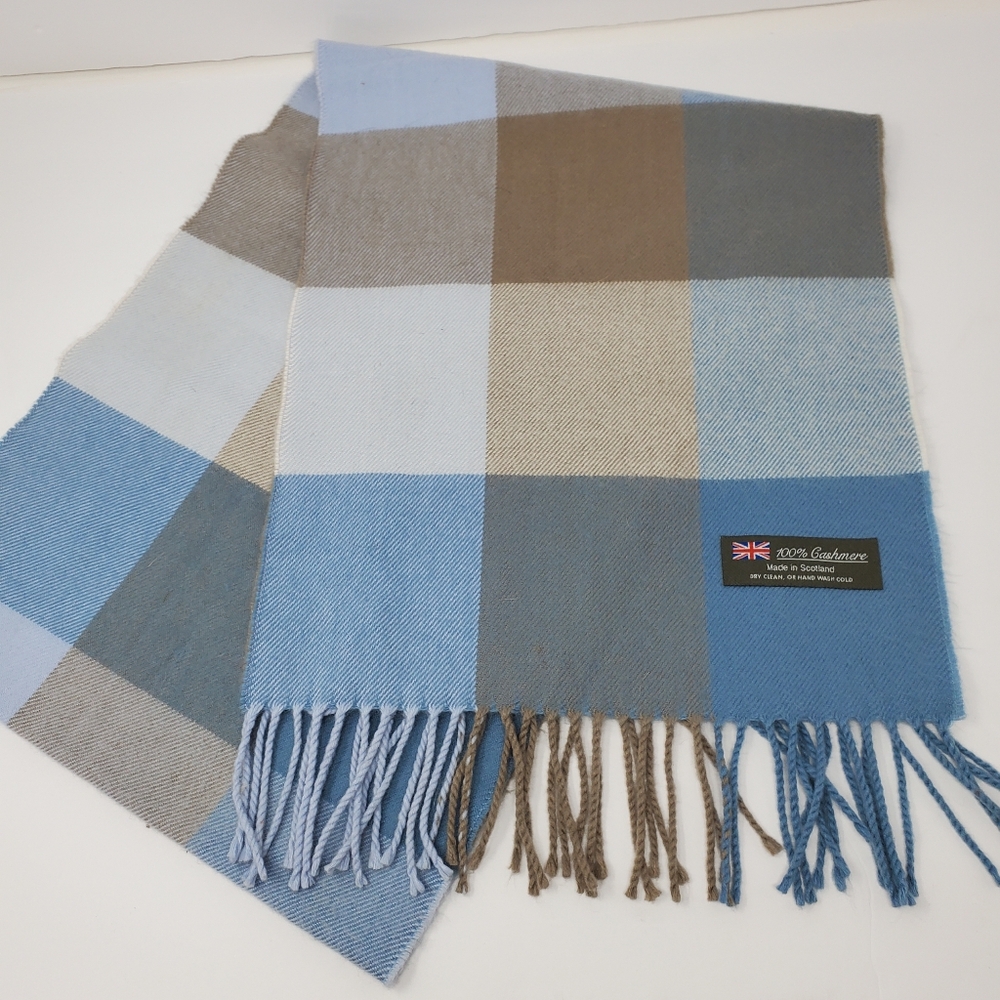 100% Cashmere Blue plaid fringed scarf in Great used condition